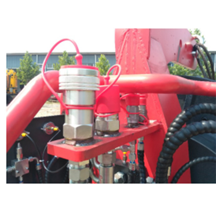 全液壓內(nèi)脹式管道端面坡口機(jī) 全液壓內(nèi)脹式管道端面坡口機(jī)